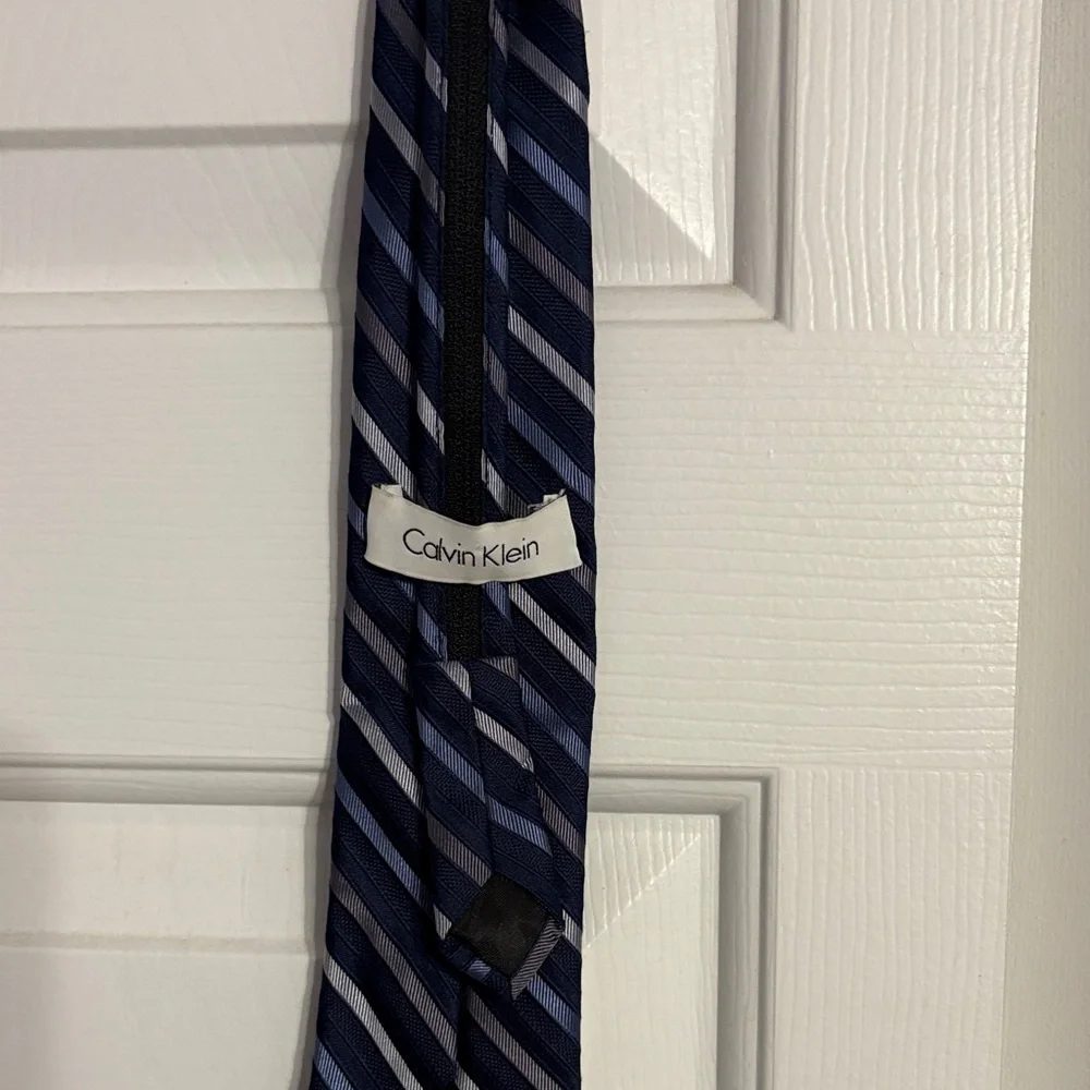 Calvin Klein Blue and Gray Striped Tie